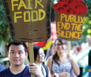 Coalition of Immokalee Workers demand fair wages